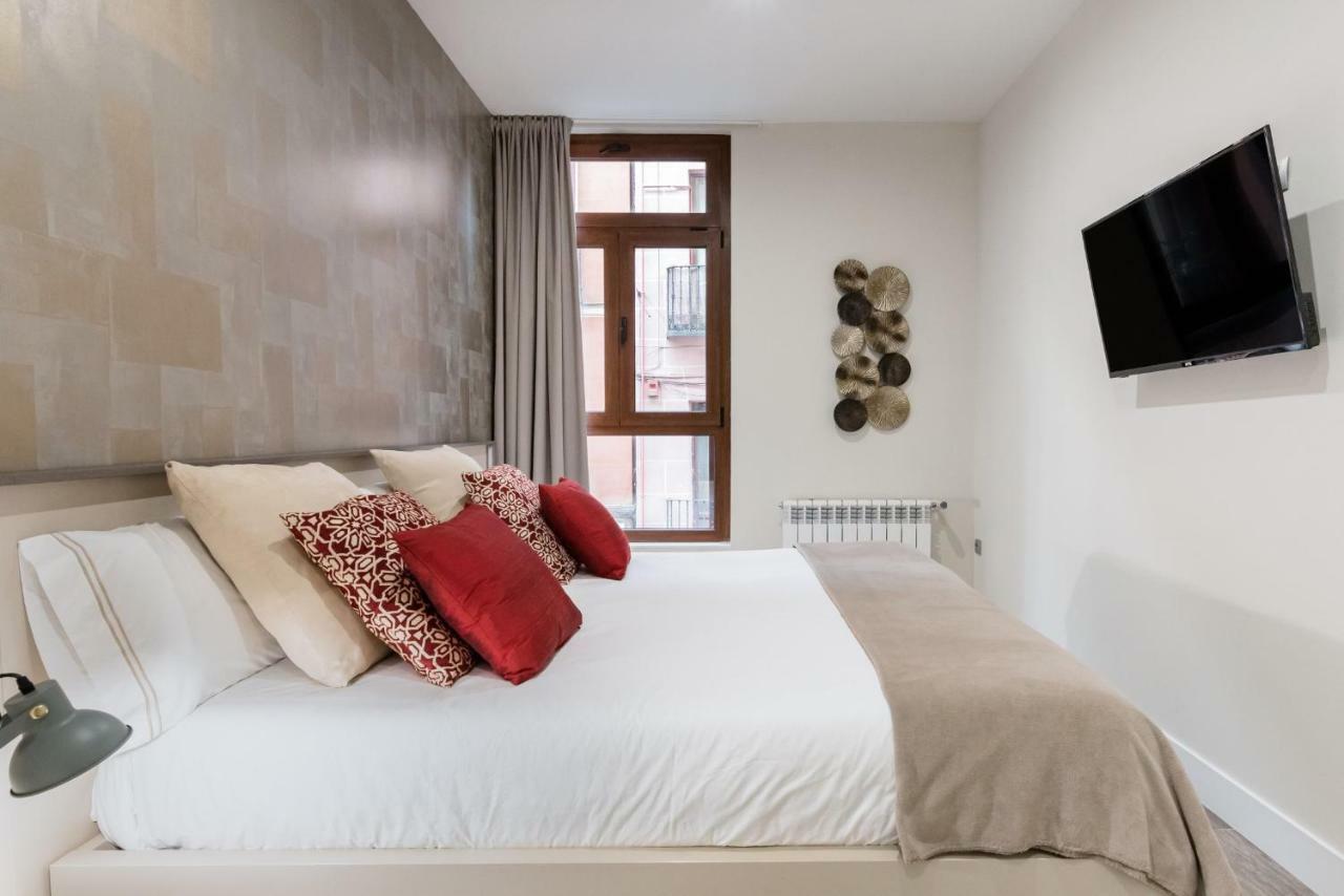 Apartamentos Cava Baja Madri Exterior foto